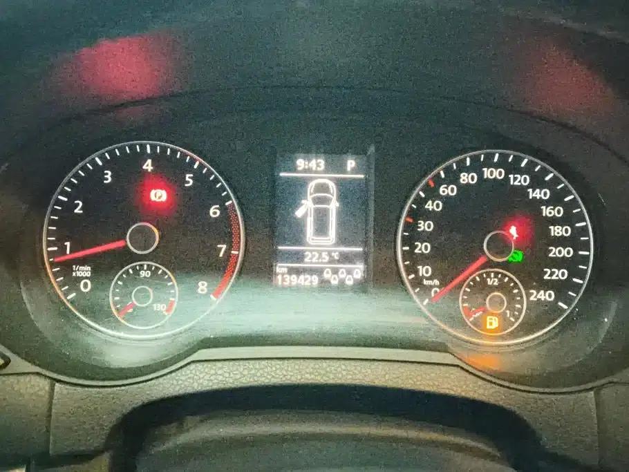 2013 Sharan 2.0TSI Standard Edition — миниатюра 14