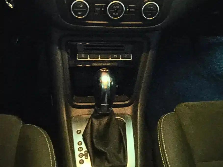 2013 Sharan 2.0TSI Standard Edition — миниатюра 16