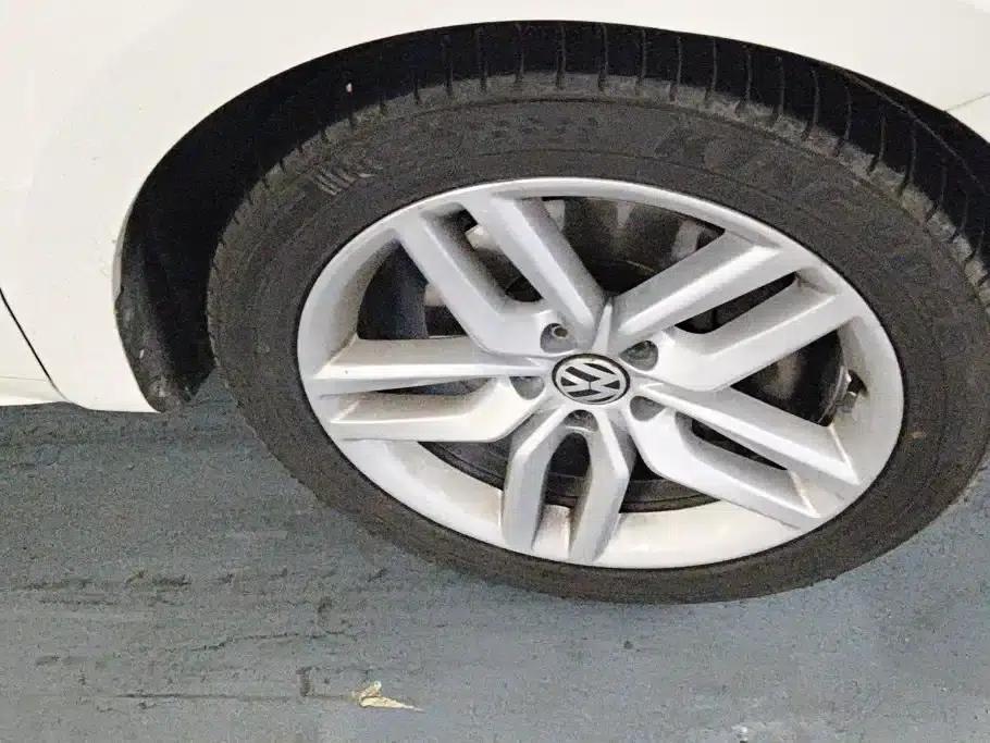2013 Sharan 2.0TSI Standard Edition — миниатюра 6