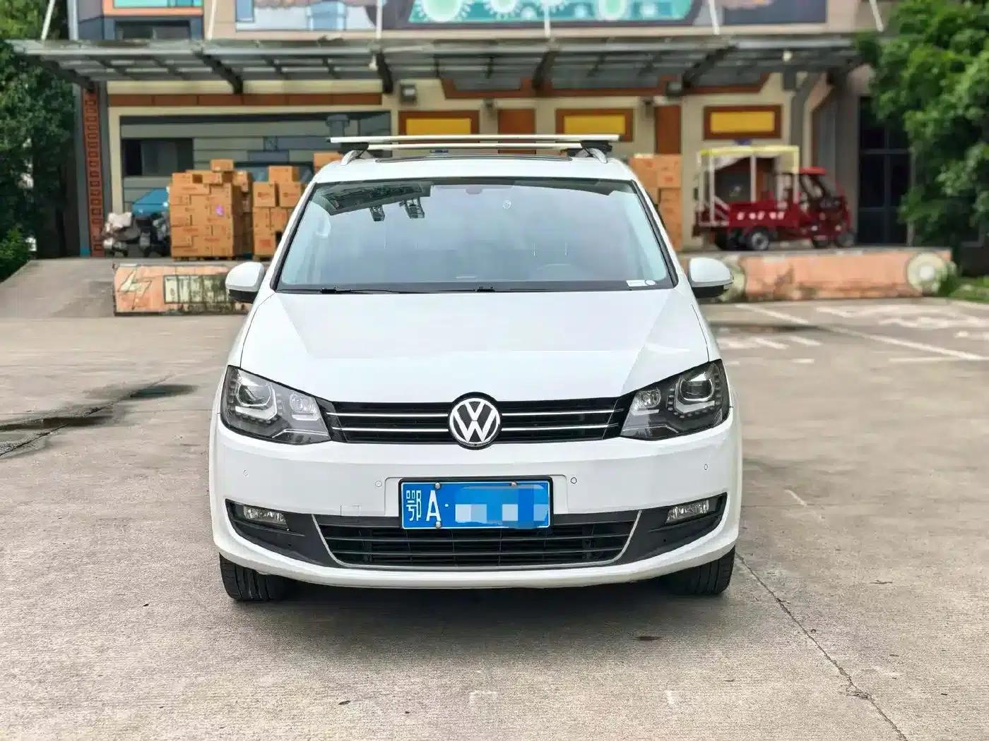 2016 Sharan 380TSI Comfort 7-seater — миниатюра 2
