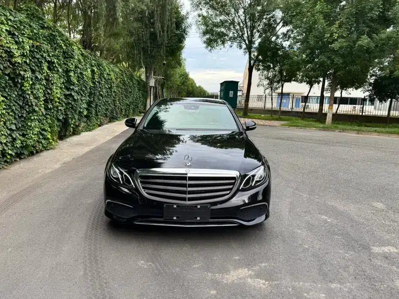 2016 Mercedes-Benz E-Class E 300 L Fashion Edition — миниатюра 2