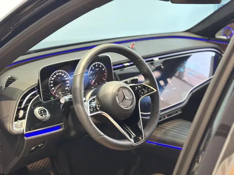 Mercedes-Benz E-Class 2024 E 300 L Luxury Sedan — миниатюра 15