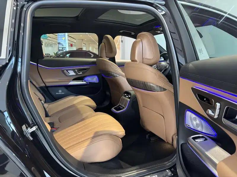 Mercedes-Benz E-Class 2024 E 300 L Luxury Sedan — миниатюра 17