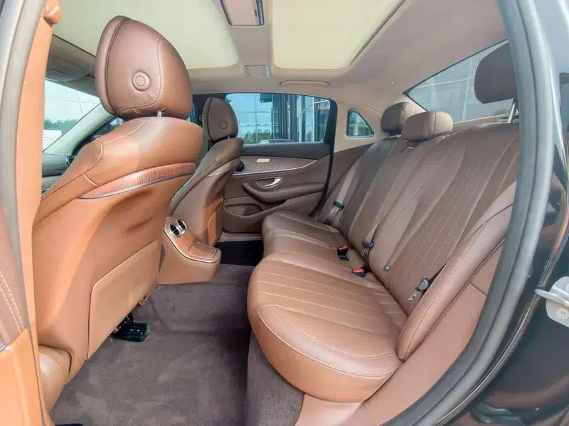 2023 Mercedes-Benz E-Class E 260 L Sedan — миниатюра 15
