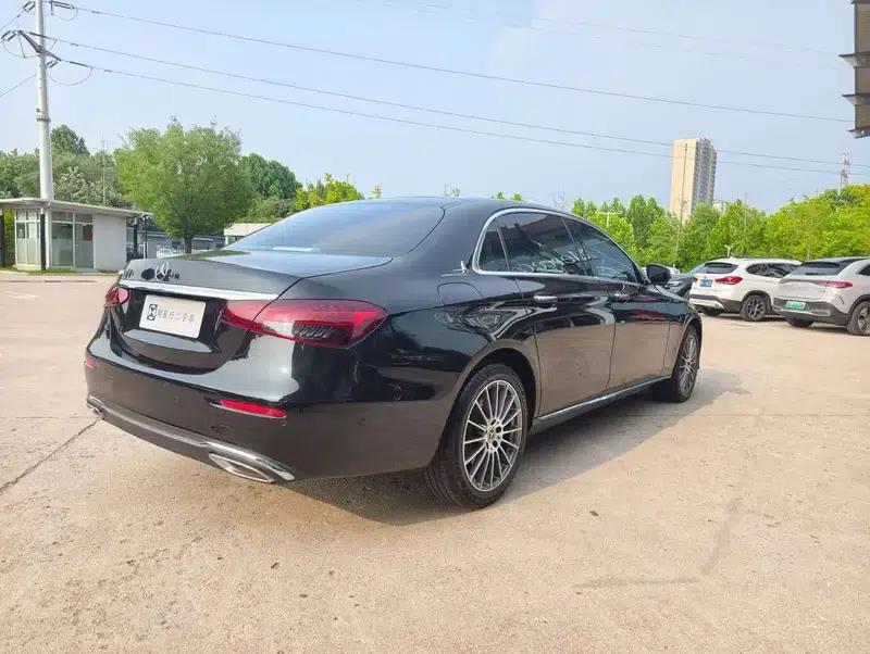 2023 Mercedes-Benz E-Class E 260 L Sedan — миниатюра 7