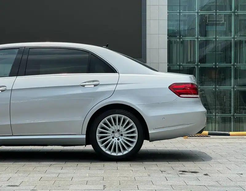 2014 Mercedes-Benz E-Class Facelift E 260 L Luxury — миниатюра 9
