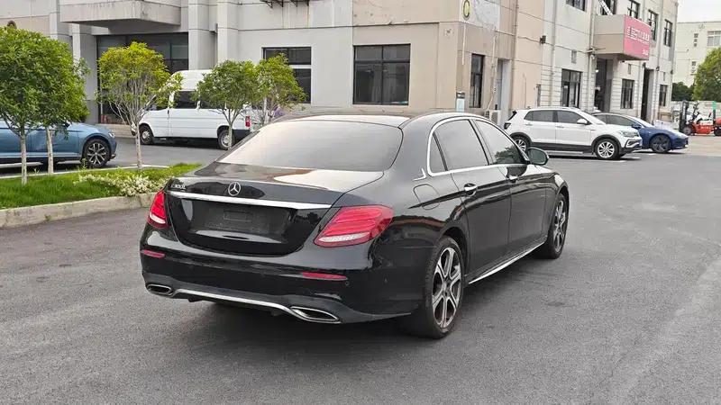 2016 Mercedes-Benz E-Class E 300 L Sport Luxury — миниатюра 6