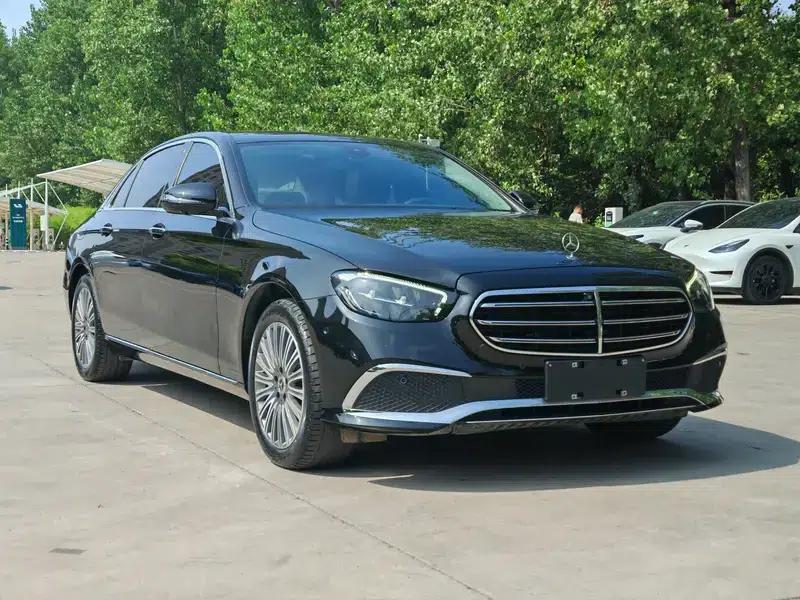 Mercedes-Benz E-Class 2021 E 300 L Luxury Sedan — миниатюра 3