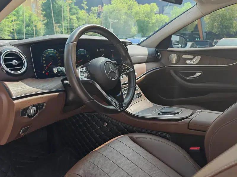 Mercedes-Benz E-Class 2021 E 300 L Luxury Sedan — миниатюра 10