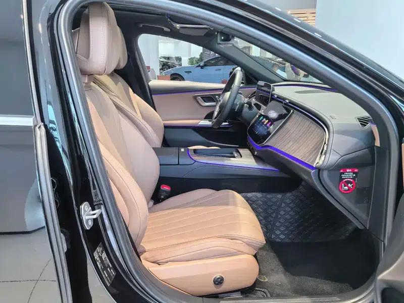 Mercedes-Benz E-Class 2024 E 300 L Fashion Sedan — миниатюра 14