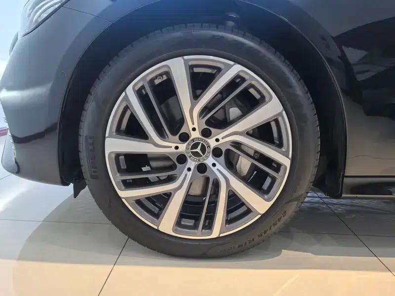 Mercedes-Benz E-Class 2024 E 300 L Fashion Sedan — миниатюра 9