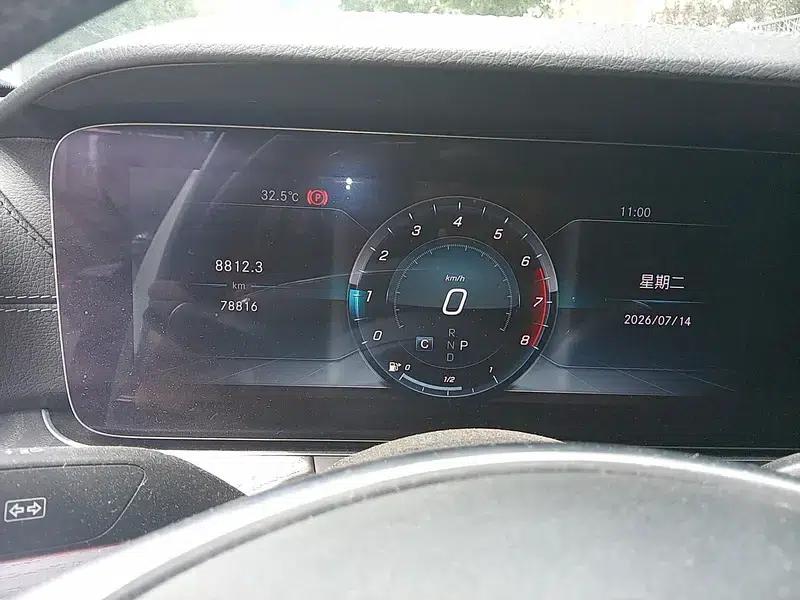 Mercedes-Benz E-Class 2018 Facelift E 300 L Sport Style — миниатюра 13