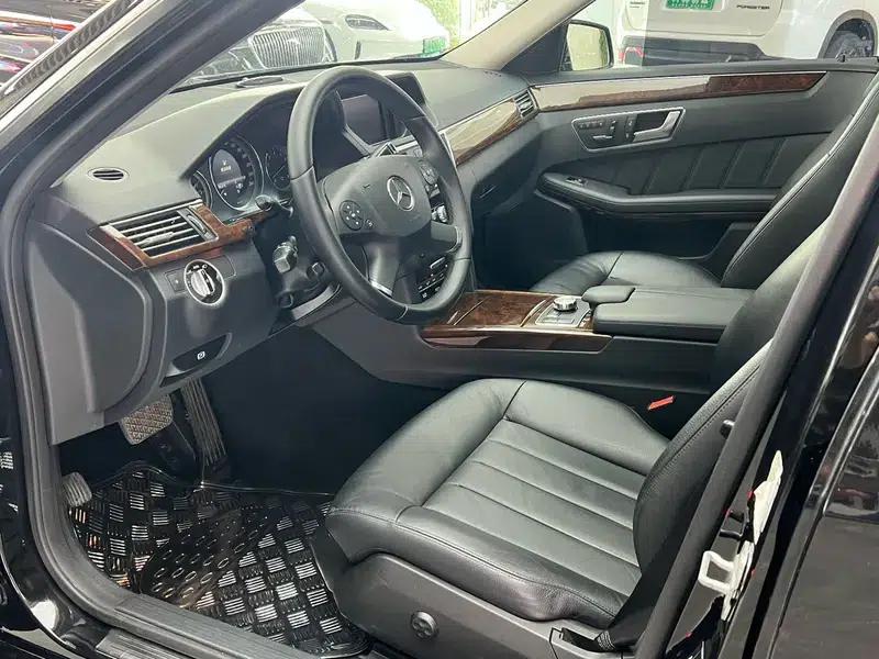 2012 Mercedes-Benz E-Class E 300 L Elegance — миниатюра 26