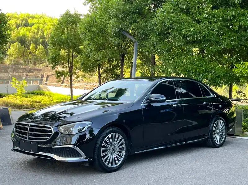 Mercedes-Benz E-Class 2021 Facelift E 300 L Fashion Sedan — миниатюра 1