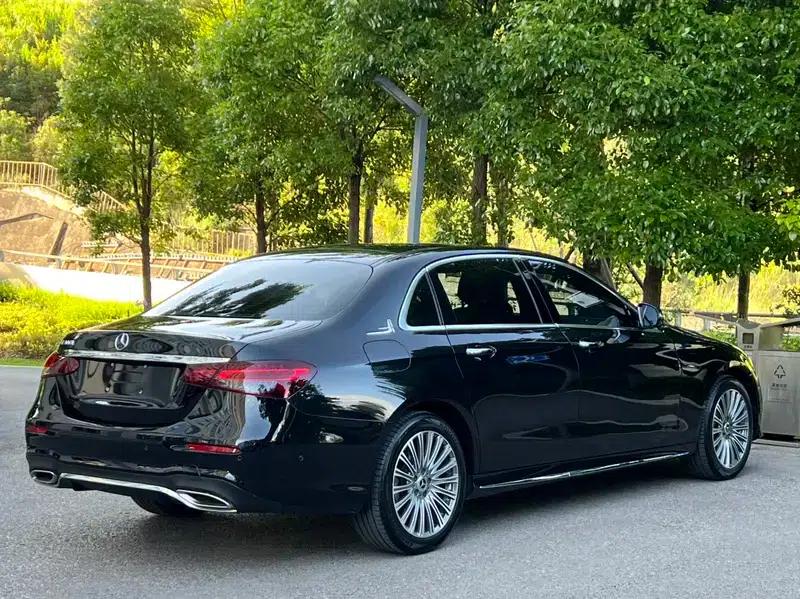 Mercedes-Benz E-Class 2021 Facelift E 300 L Fashion Sedan — миниатюра 6