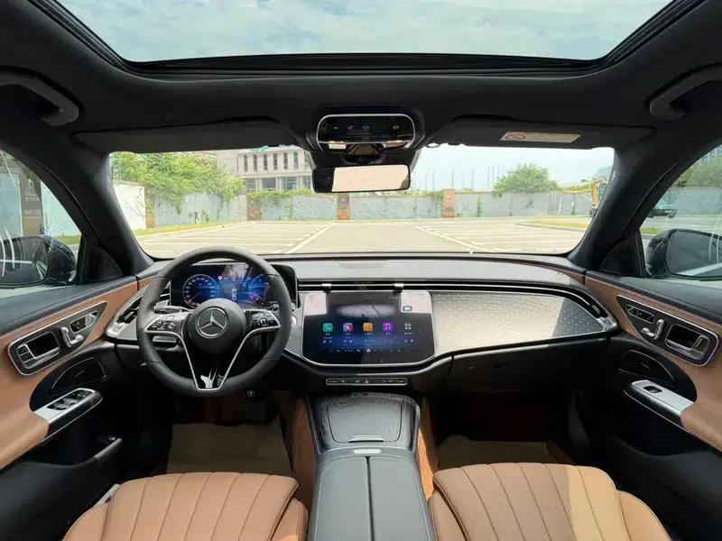Mercedes-Benz E-Class 2024 E 300 L Fashion Sedan — миниатюра 15