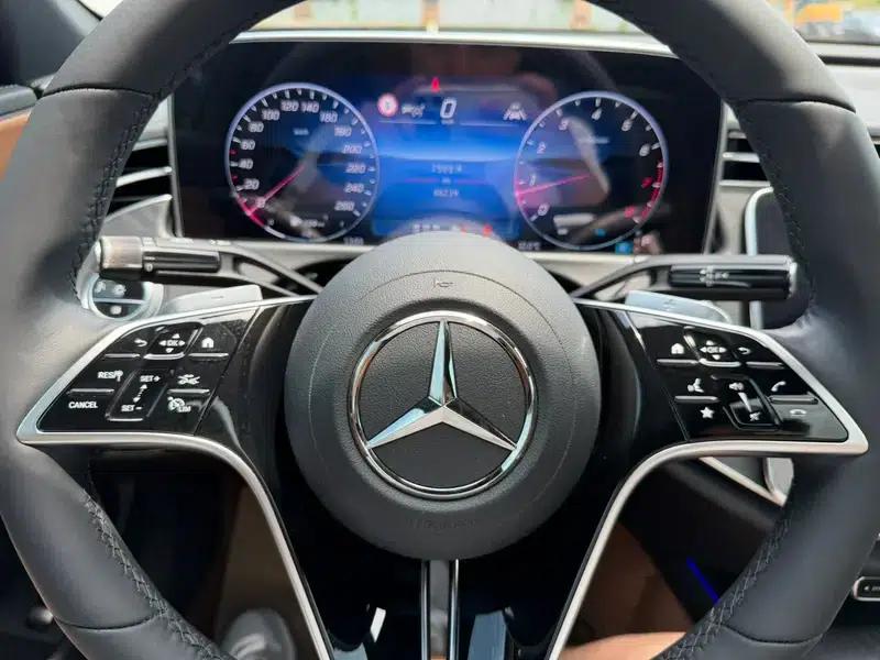 Mercedes-Benz E-Class 2024 E 300 L Fashion Sedan — миниатюра 17