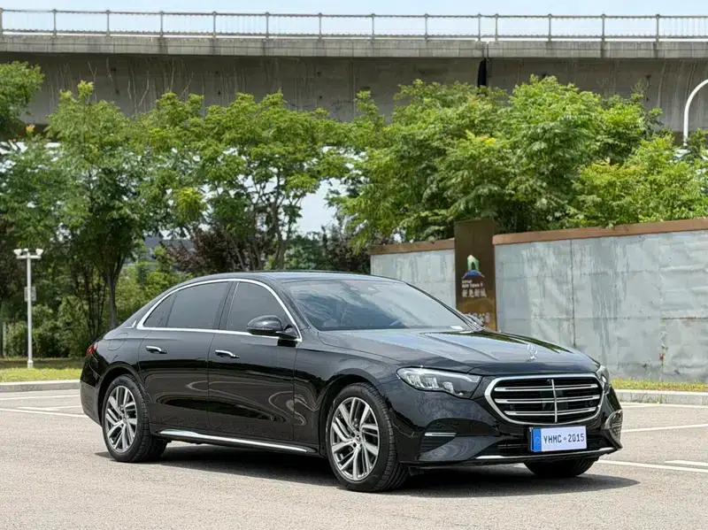 Mercedes-Benz E-Class 2024 E 300 L Fashion Sedan — миниатюра 3