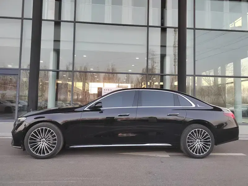 Mercedes-Benz E-Class 2025 E 300 L Luxury Sedan — миниатюра 3