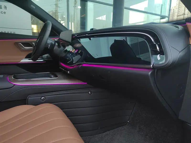 Mercedes-Benz E-Class 2025 E 300 L Luxury Sedan — миниатюра 10