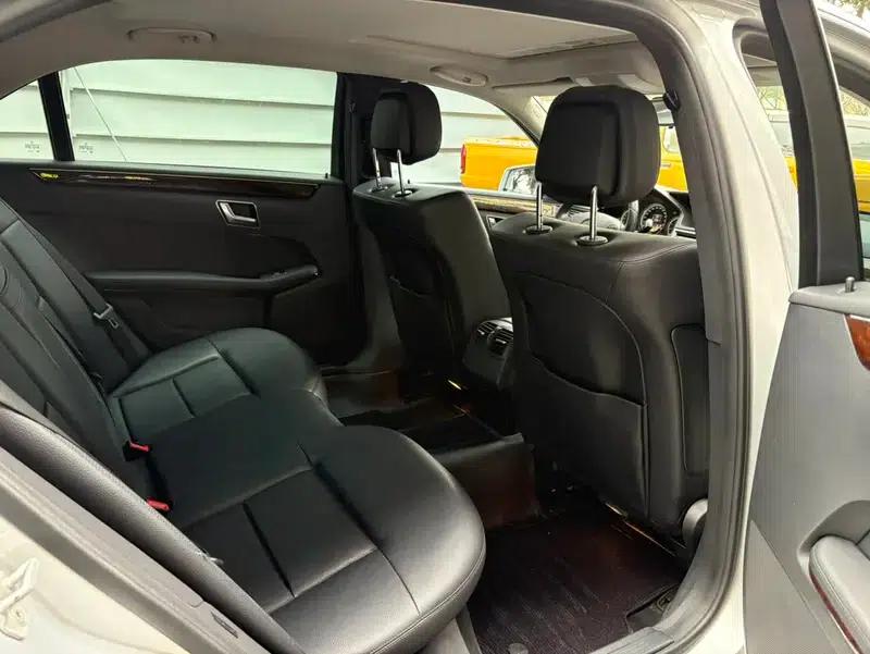 2012 Mercedes-Benz E-Class E 200 L CGI Elegance — миниатюра 12