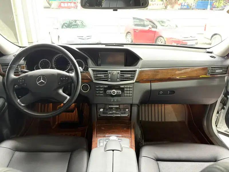 2012 Mercedes-Benz E-Class E 200 L CGI Elegance — миниатюра 7