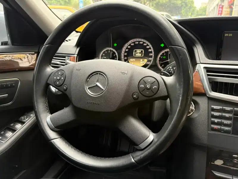 2012 Mercedes-Benz E-Class E 200 L CGI Elegance — миниатюра 9