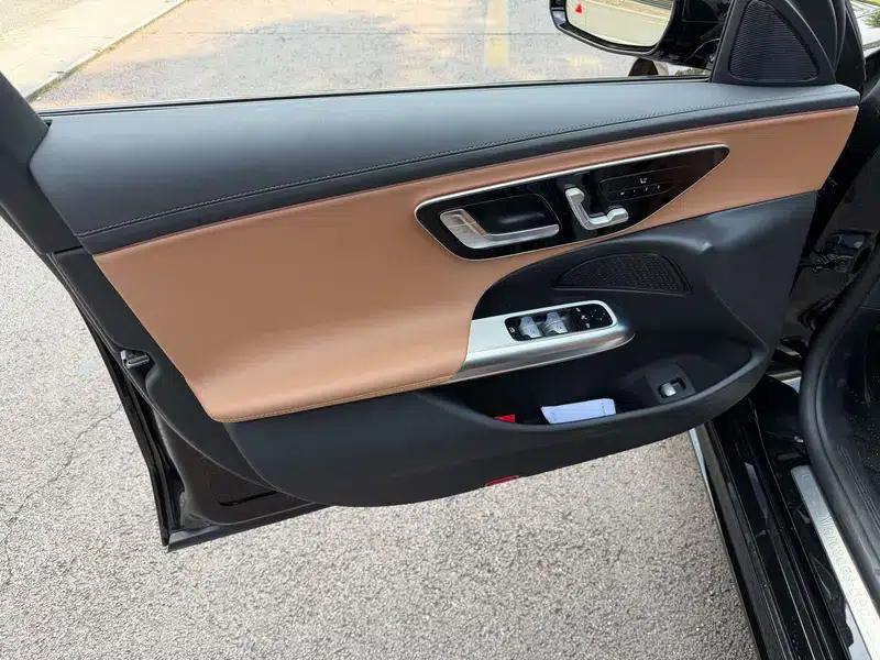 Mercedes-Benz E-Class (Imported) 2025 E 260 Sport Edition — миниатюра 6