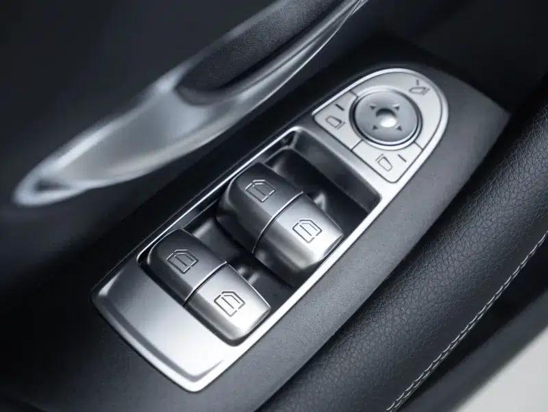 Mercedes-Benz E-Class (Imported) 2023 E 260 Coupe — миниатюра 30