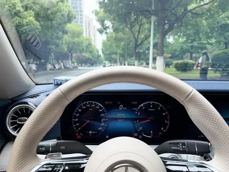 Mercedes-Benz E-Class (Imported) 2023 E 260 Coupe — миниатюра 14