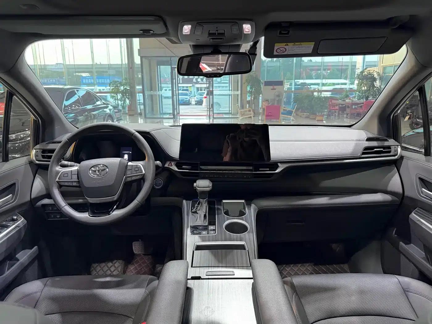 2021 Sienna 2.5L Hybrid Premium Edition — миниатюра 5