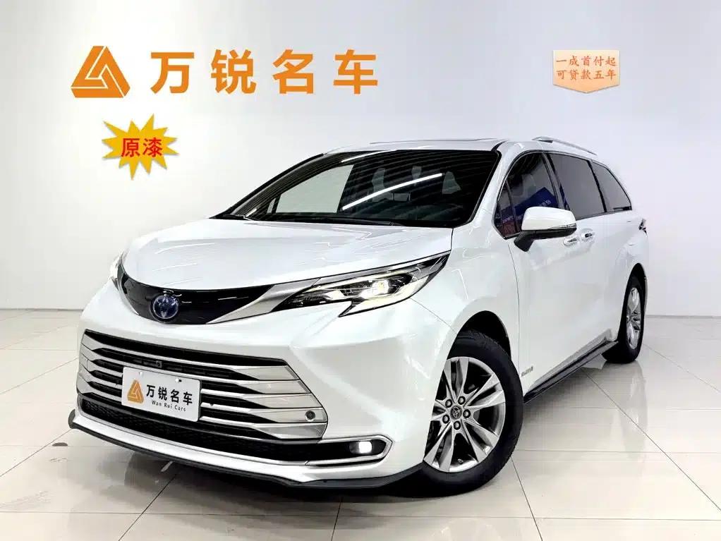 2021 Sienna 2.5L Hybrid Platinum Edition — миниатюра 1