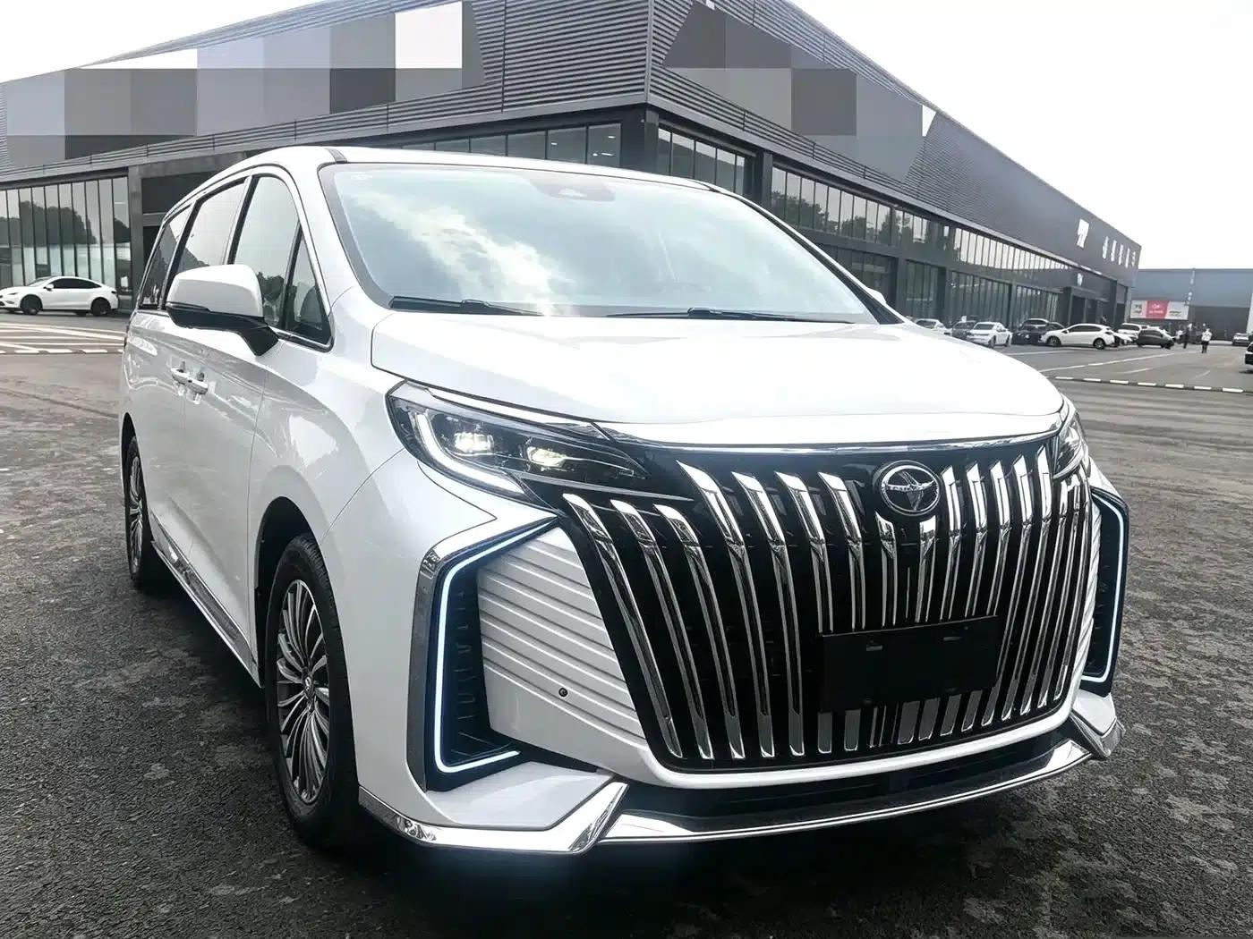2023 Sienna 2.5L Hybrid Comfort Edition — миниатюра 2