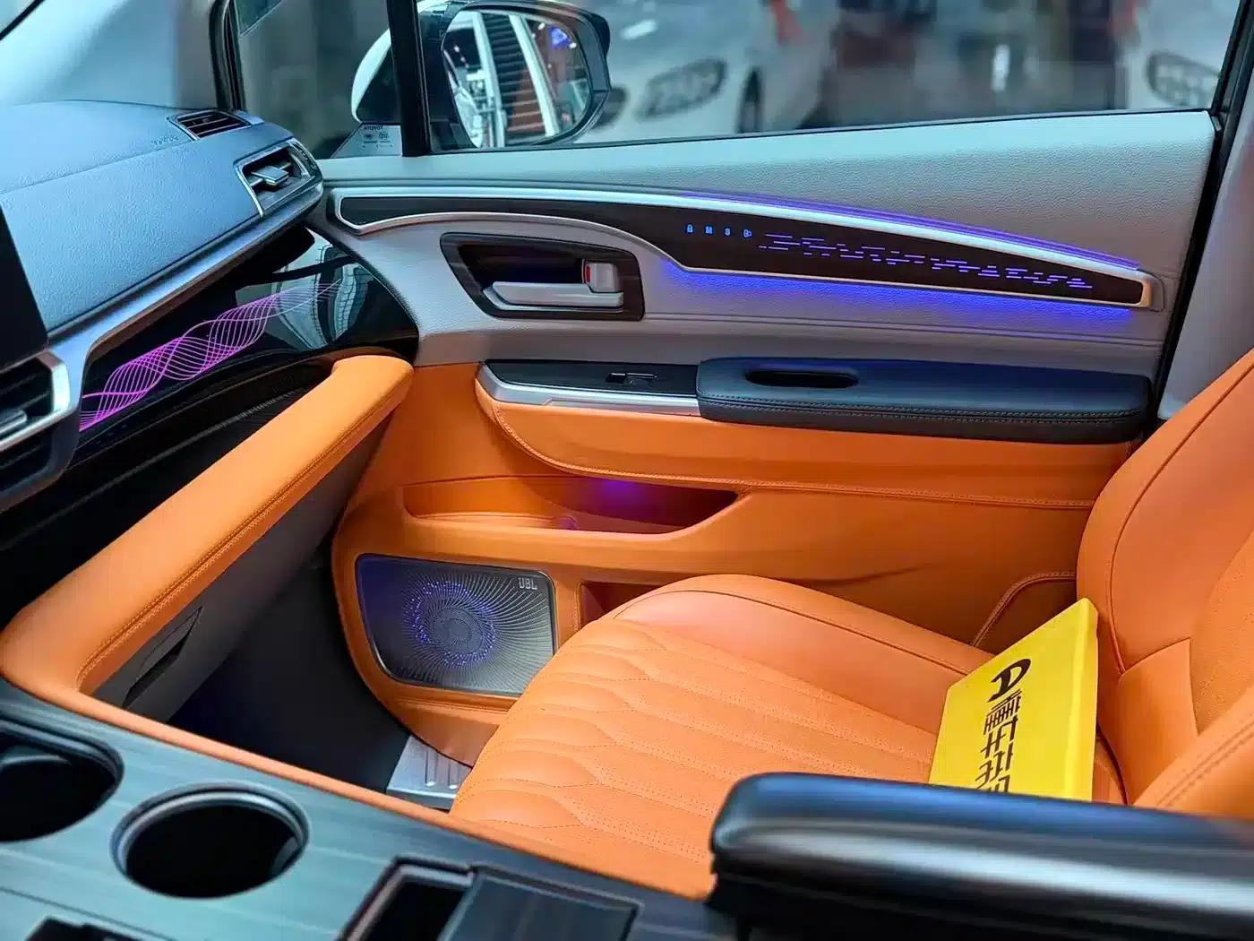 2023 Sienna 2.5L Hybrid Comfort Edition — миниатюра 6