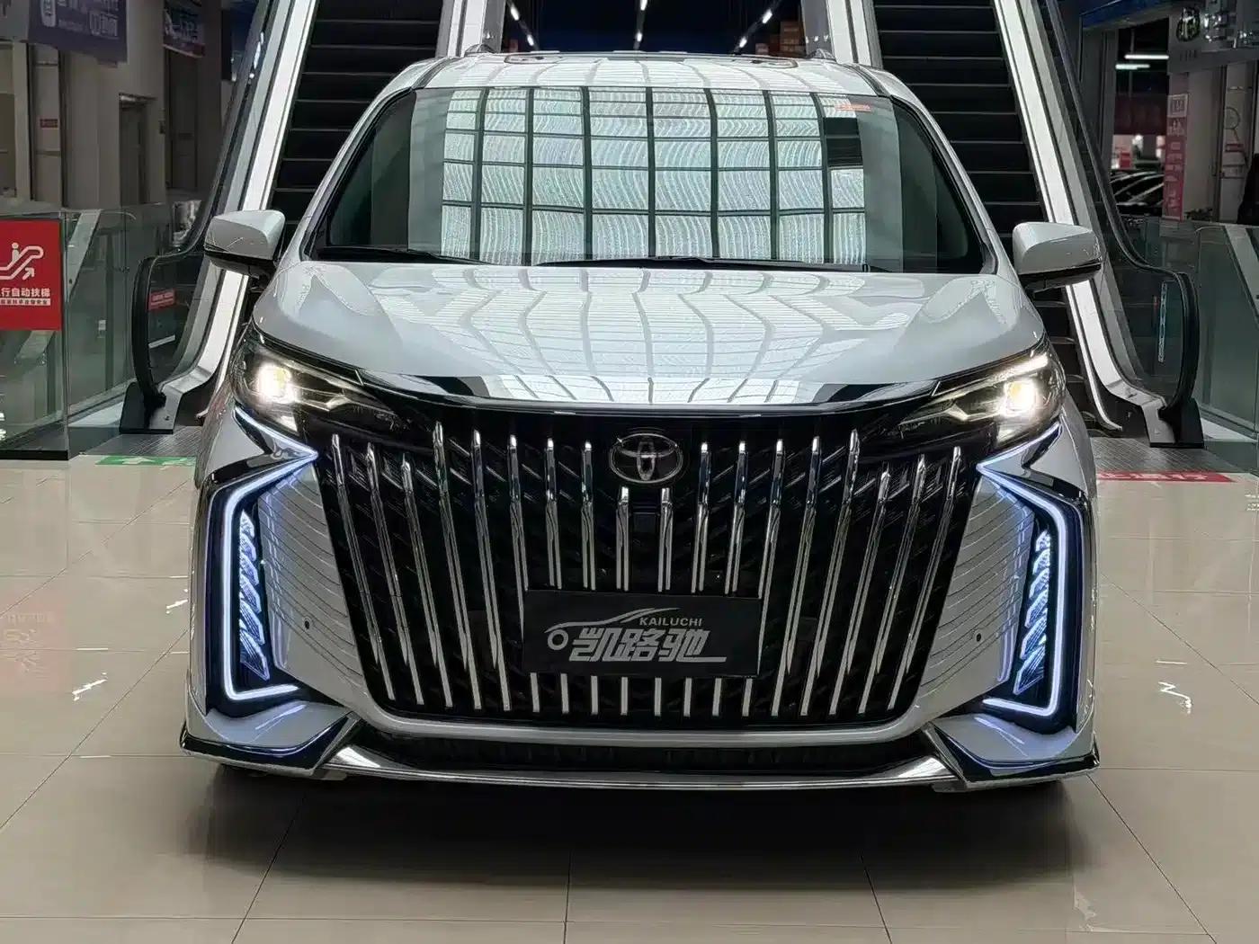 2024 Sienna 2.5L Hybrid Comfort Edition — миниатюра 2