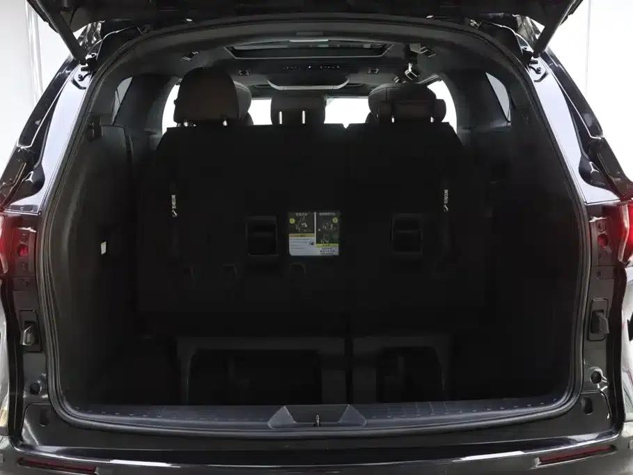 2021 Sienna 2.5L Hybrid Platinum Edition — миниатюра 30