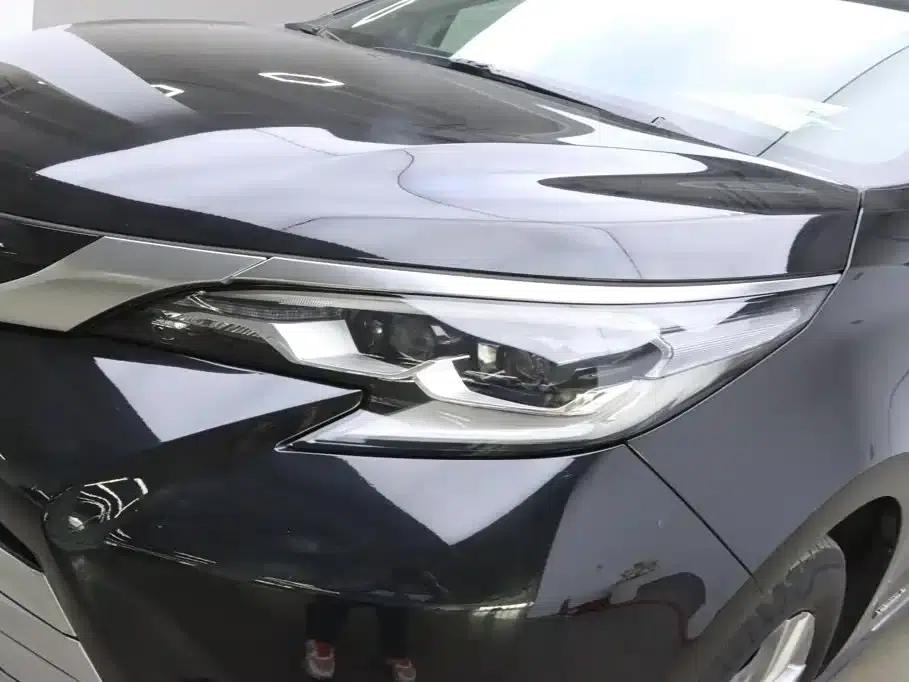 2021 Sienna 2.5L Hybrid Platinum Edition — миниатюра 32