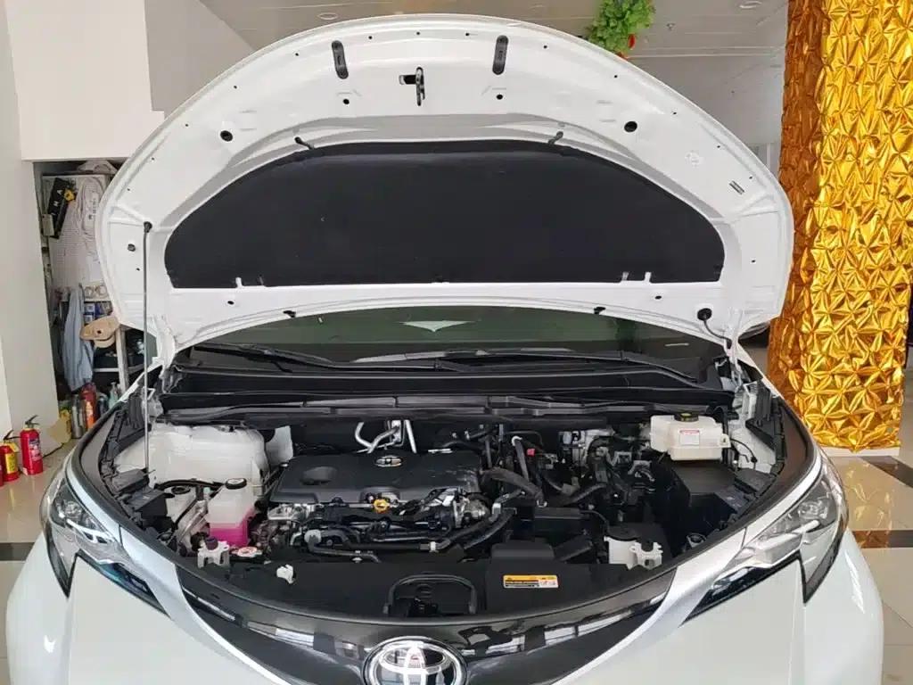 2024 Sienna 2.5L Hybrid Platinum Edition — миниатюра 20