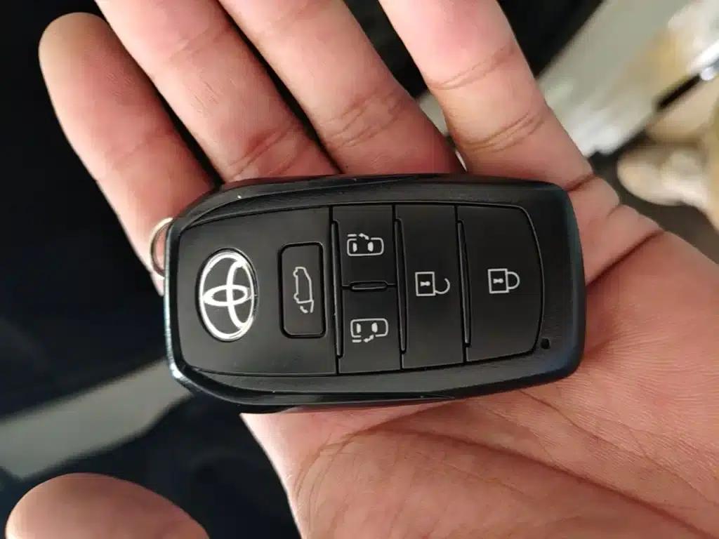2024 Sienna 2.5L Hybrid Platinum Edition — миниатюра 9