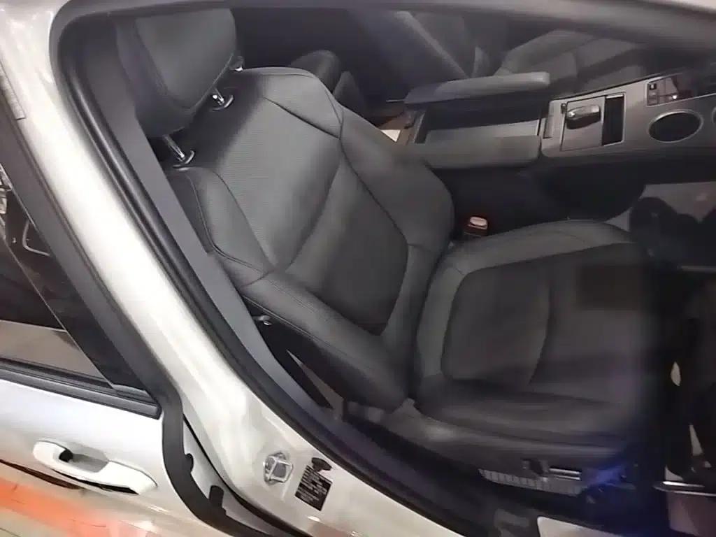 2021 Sienna 2.5L Hybrid Supreme Edition — миниатюра 25