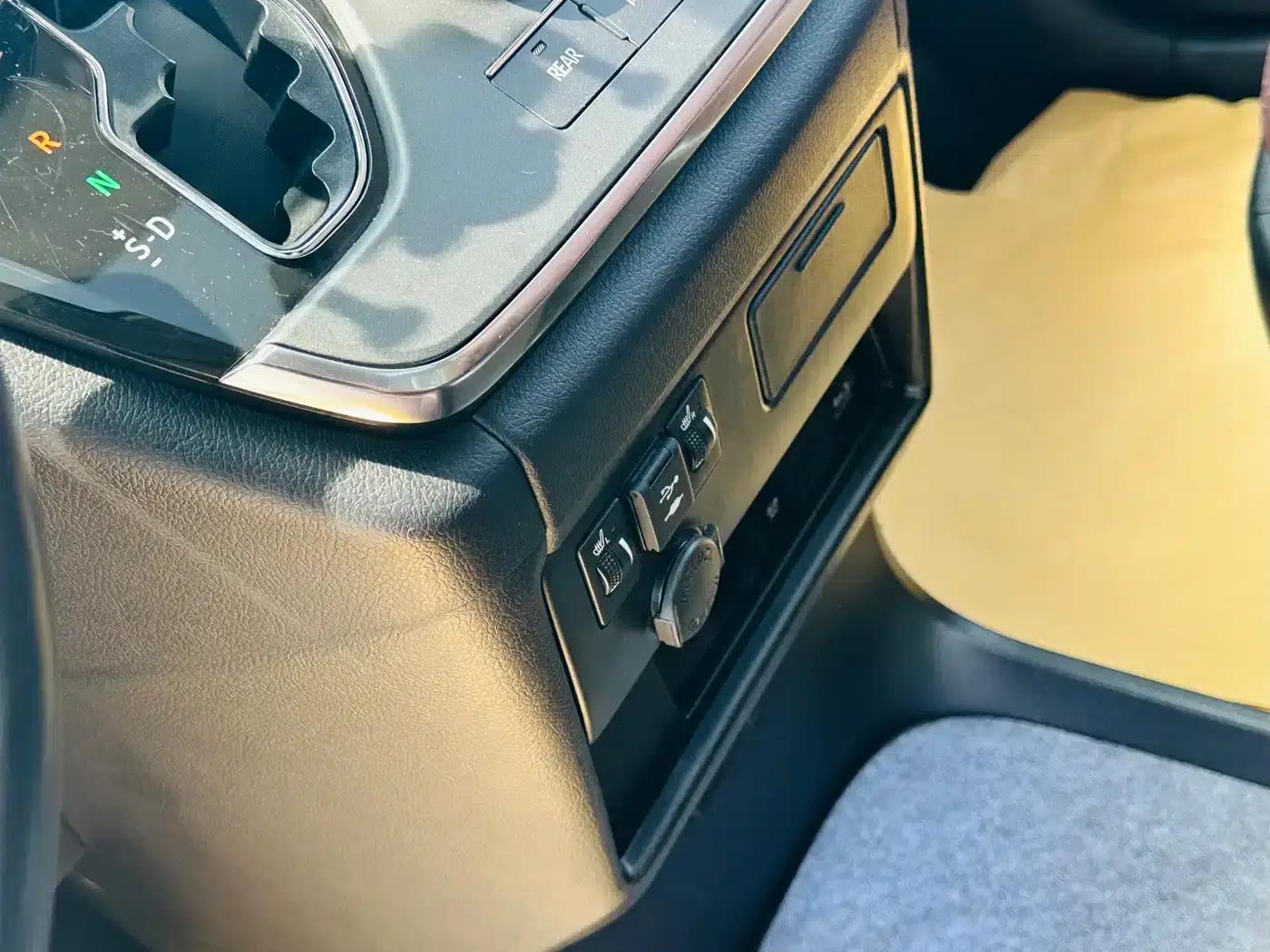 2018 Sienna 3.5L Automatic — миниатюра 16