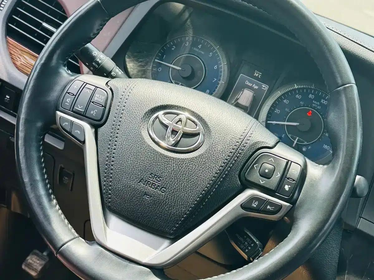 2018 Sienna 3.5L Automatic — миниатюра 22