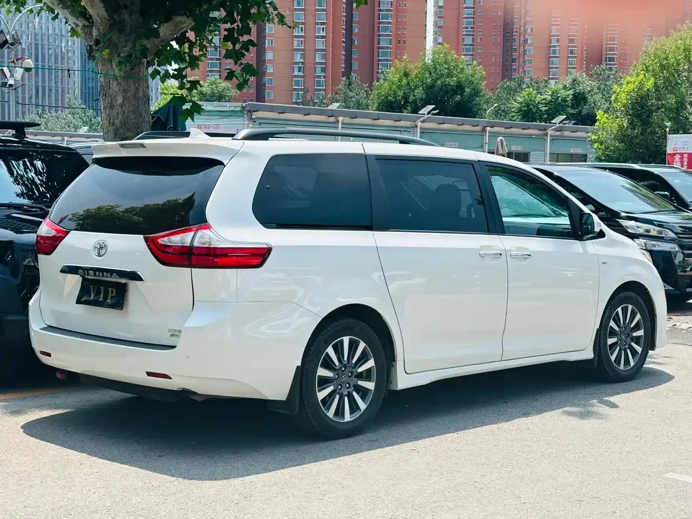 2018 Sienna 3.5L Automatic — миниатюра 4