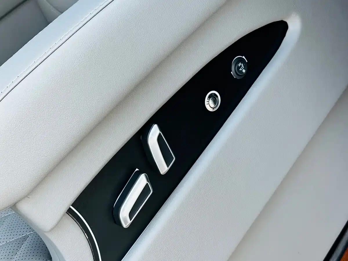 2019 Sienna 3.5L Automatic — миниатюра 15