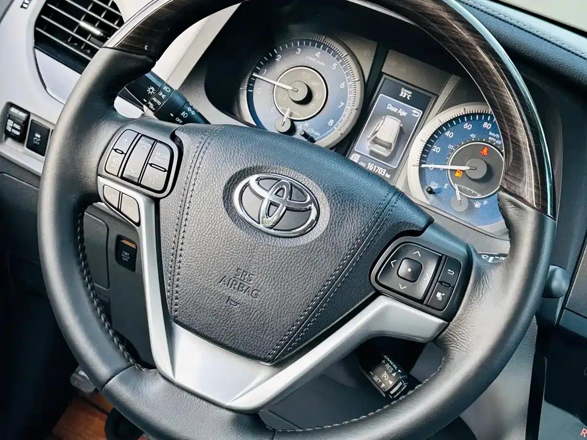 2019 Sienna 3.5L Automatic — миниатюра 18