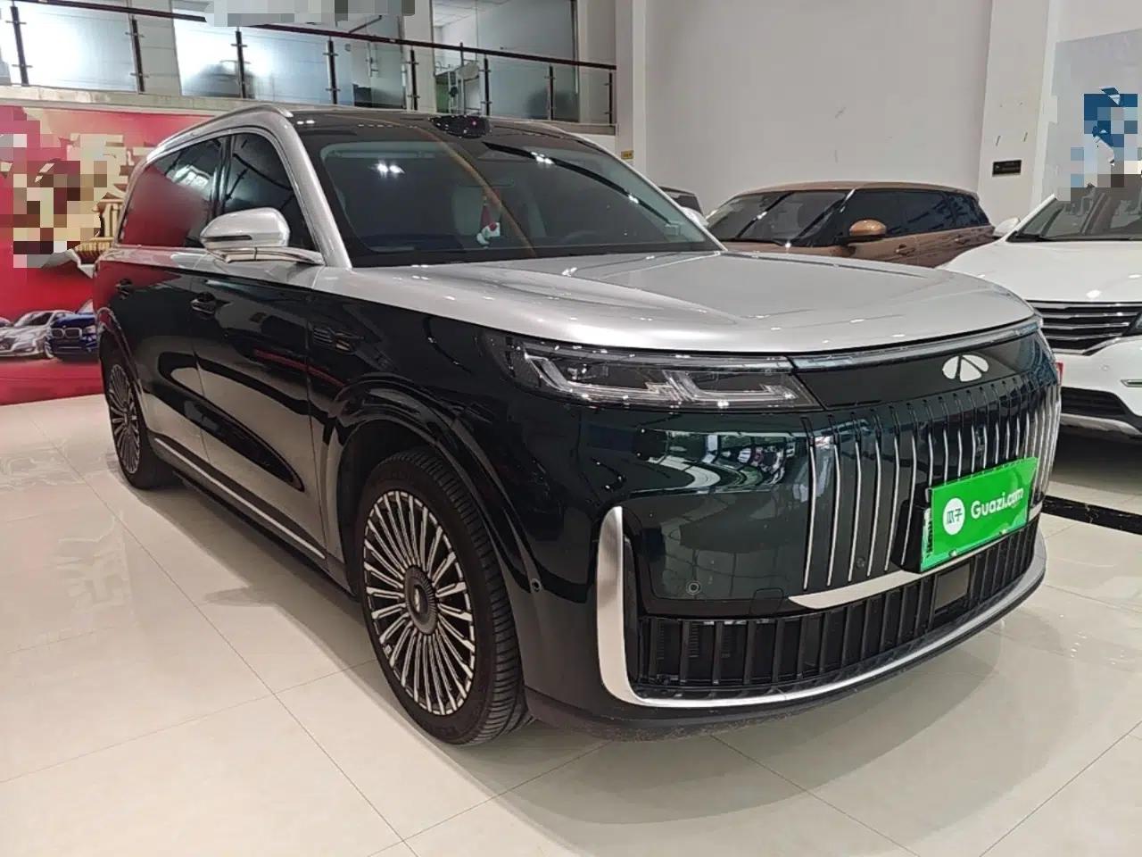 Chery Fengyun T11 2026 Model 220 All-Wheel Drive Family Fun Edition — миниатюра 3