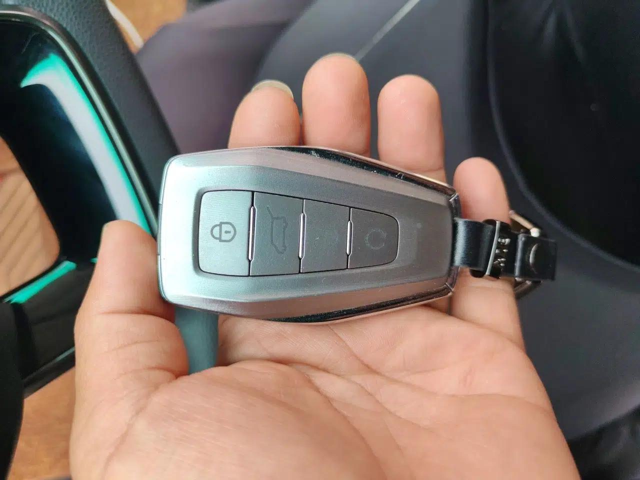 Farizon Xingxiang V 2026 Model V8E—Smart Function Edition 450km — миниатюра 16