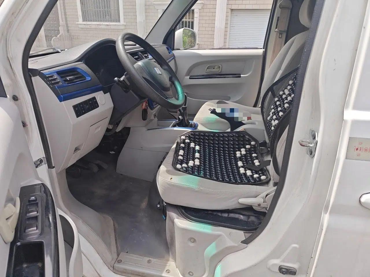 Farizon E5 2019 E5L Pure Electric Van with Guoxuan 39.9 kWh — миниатюра 17