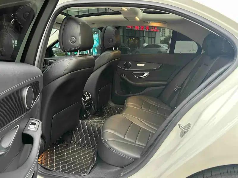2020 Mercedes-Benz C-Class C 260 L Sport Edition — миниатюра 13