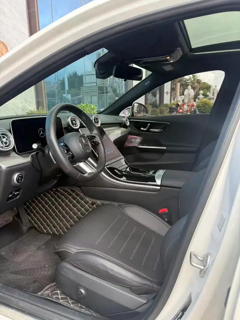 Mercedes-Benz C-Class 2023 Facelift C 200 L Sport Edition — миниатюра 10